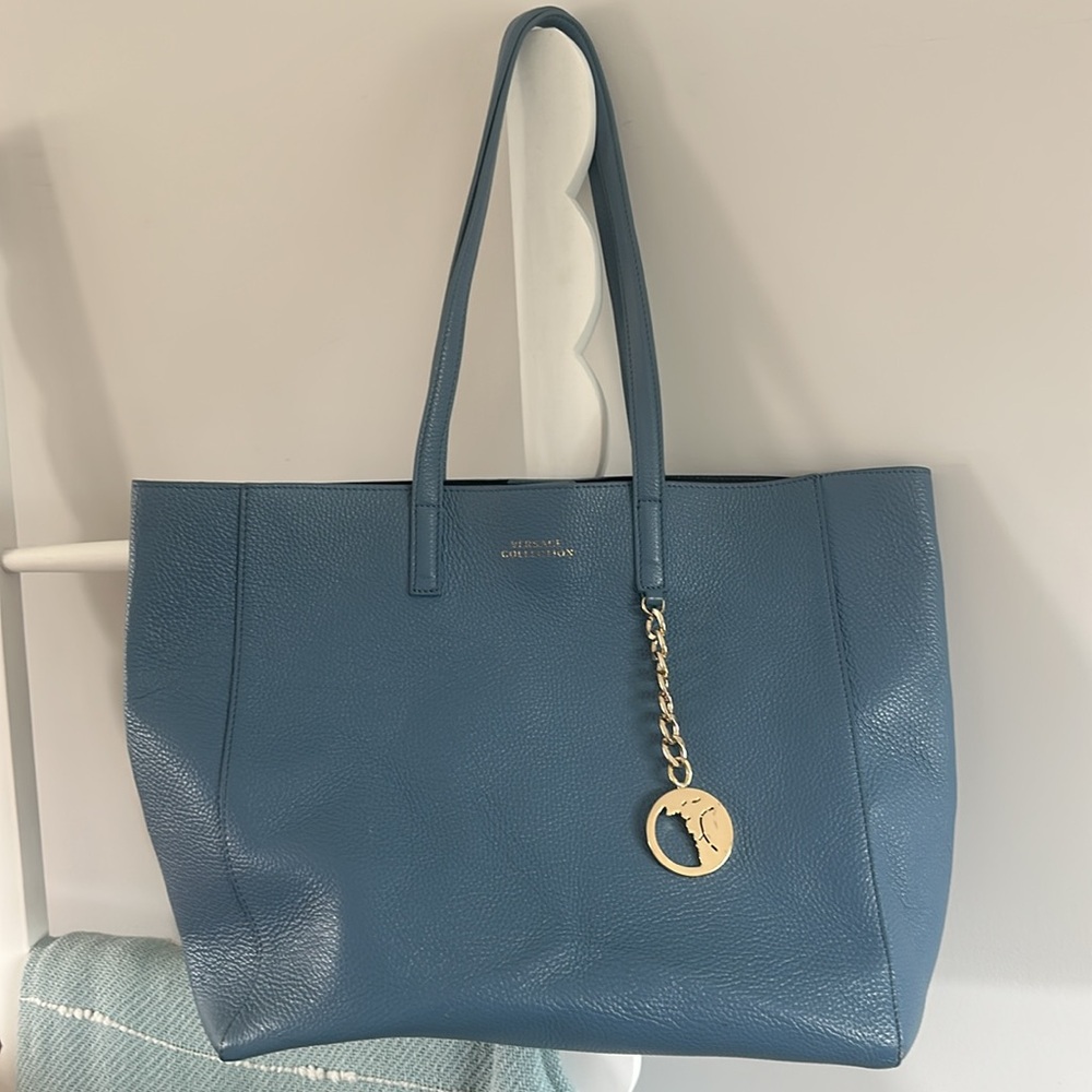 Versace La Medusa Large leather tote Denim Blue